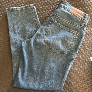 EUC Madewell “the perfect vintage jean”